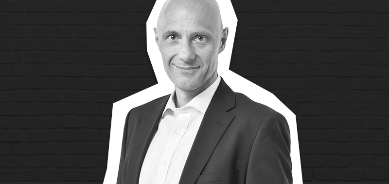 Pictur of Wolfram Jost whos talking about KI Learning