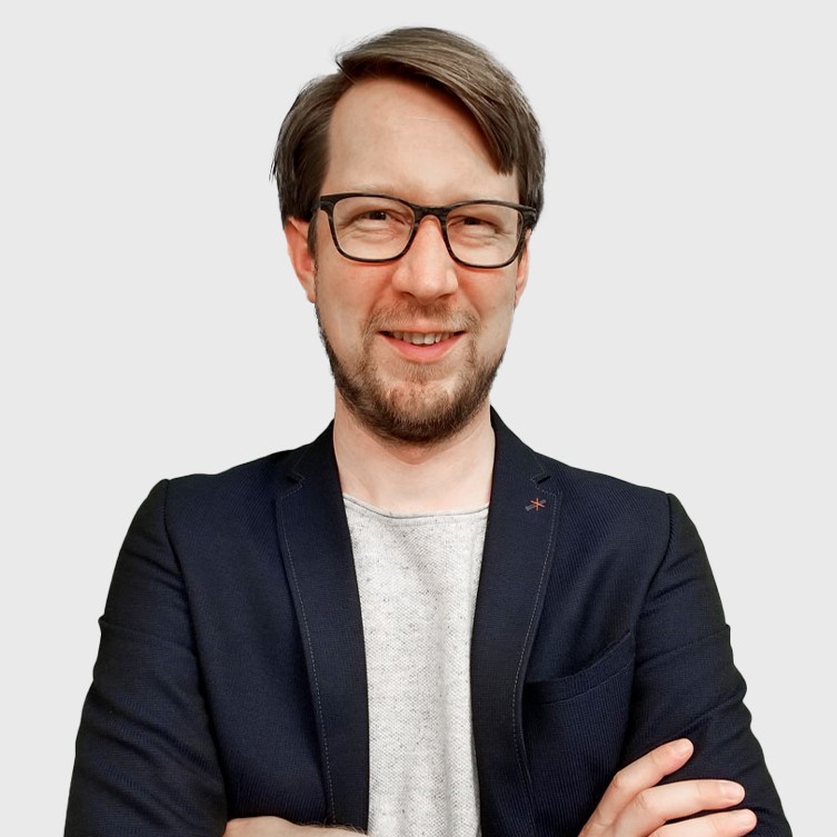 Dr. Robert Lohmann